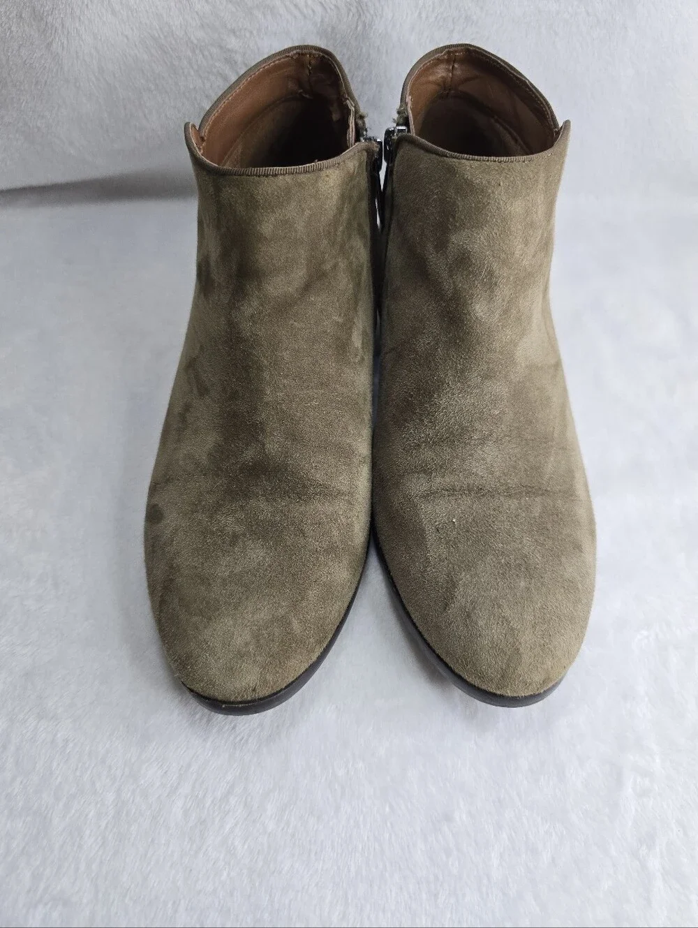 Sam Edelman Petty Suede Ankle Booties Olive Moss Womens size 8 See Description